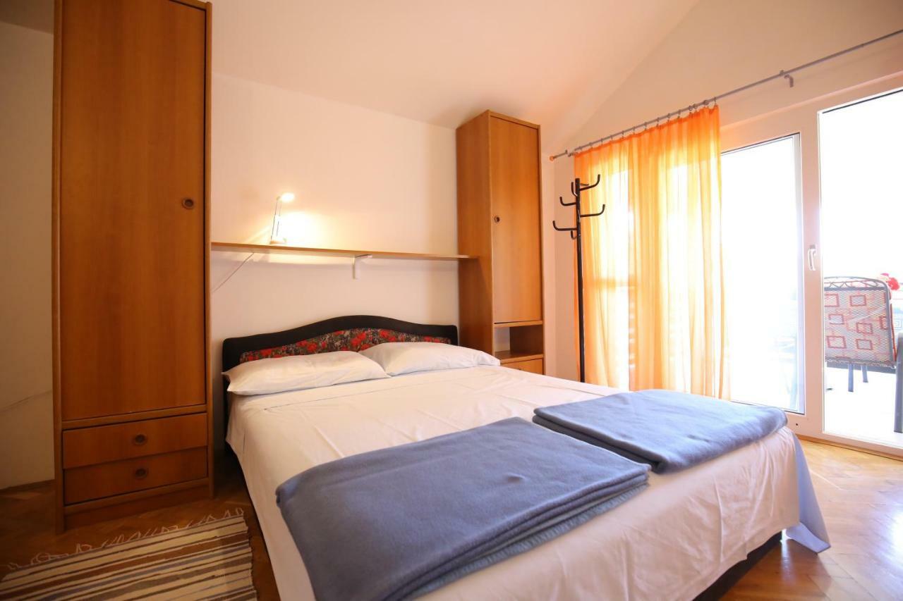 Apartments Paleka Petrcane Exterior photo